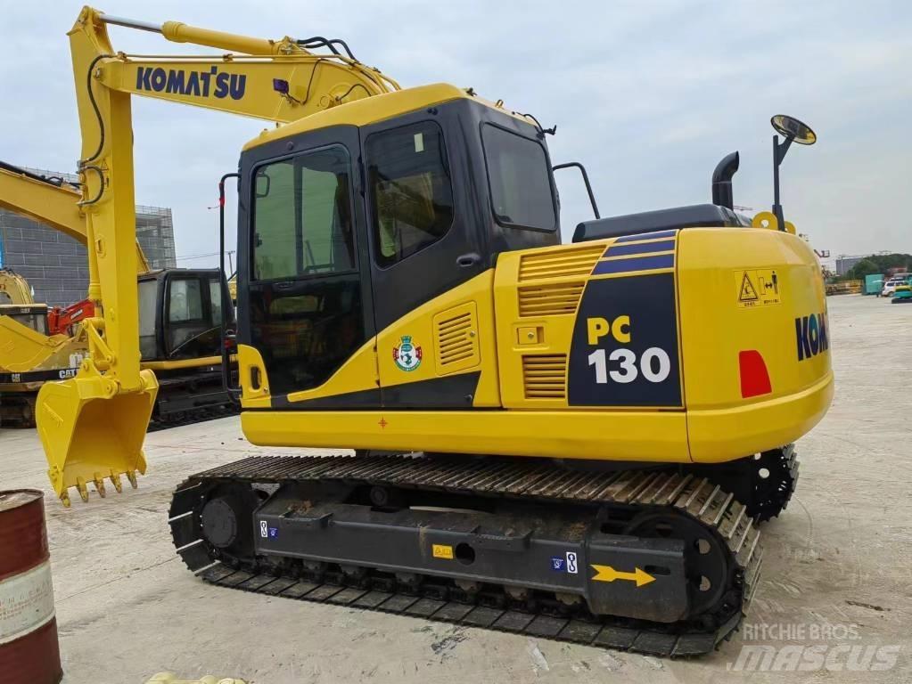Komatsu PC 130-7K 중형굴삭기 7톤-28톤