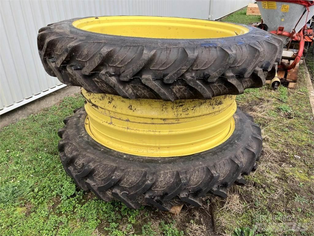Taurus 270/95R44 타이어, 휠 및 림