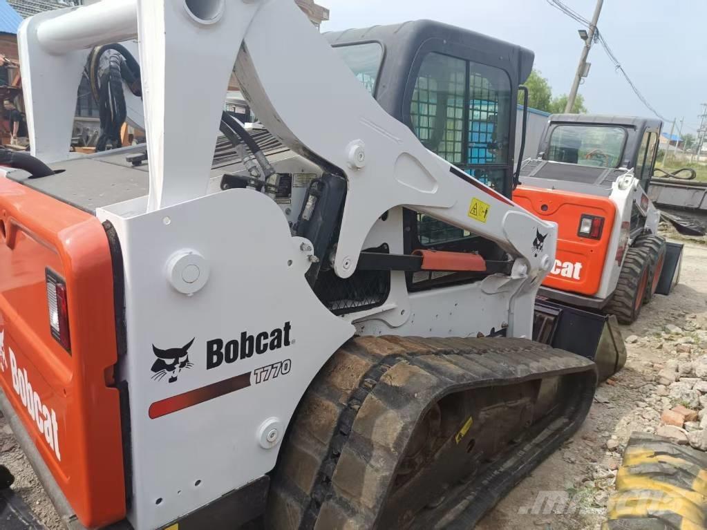 Bobcat T 770  스키드로더