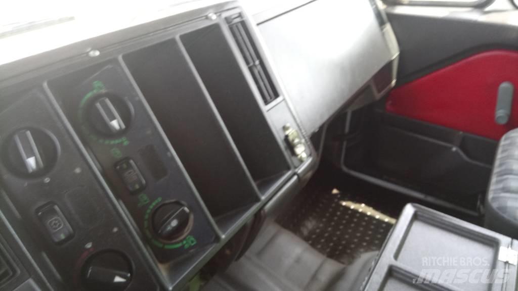 Mercedes-Benz 3535 덤프 트럭