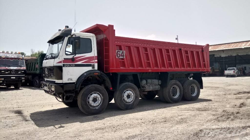 Mercedes-Benz 3535 덤프 트럭