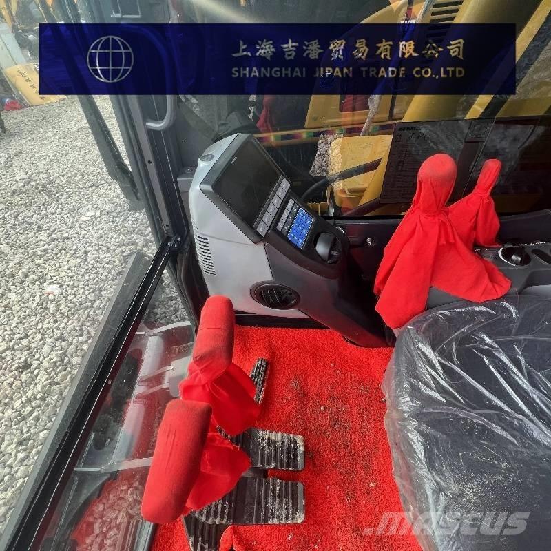 Komatsu PC 70 소형 굴삭기 7톤 미만