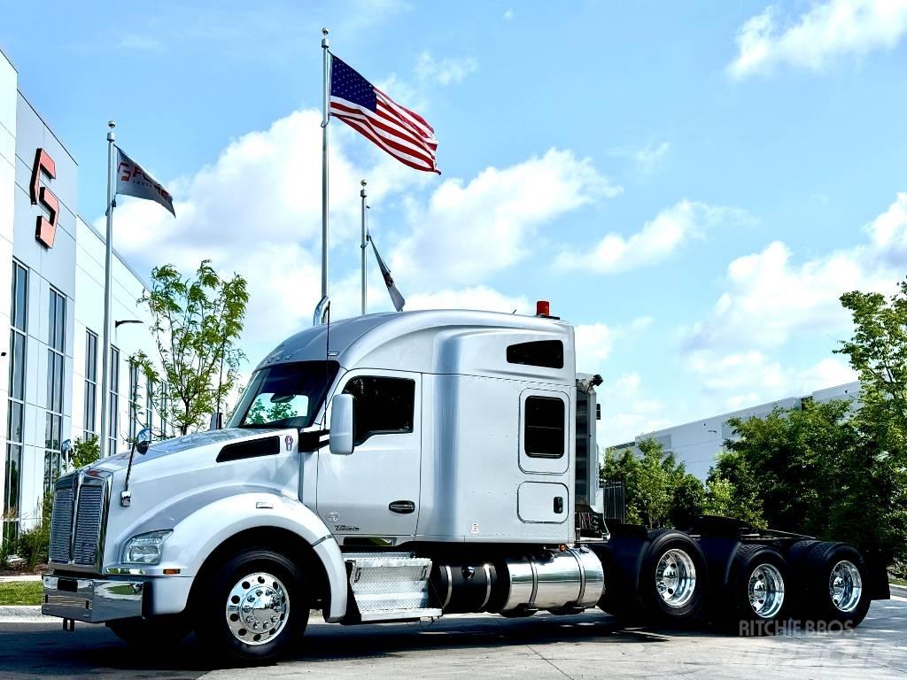 Kenworth T 880 트랙터 유닛