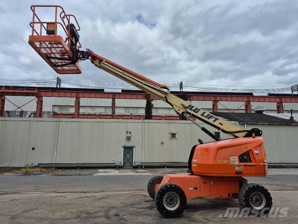 JLG 400 S 견인식 전동이동 리프트