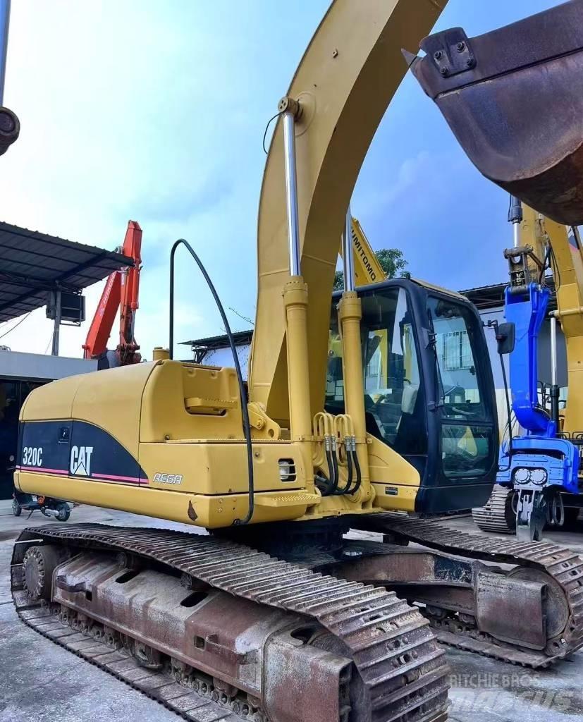 CAT 320 C 대형 굴삭기 29톤 이상