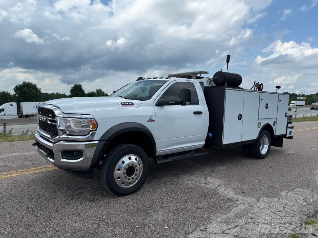 RAM 5500 TRADESMAN 시립/다목적 차량