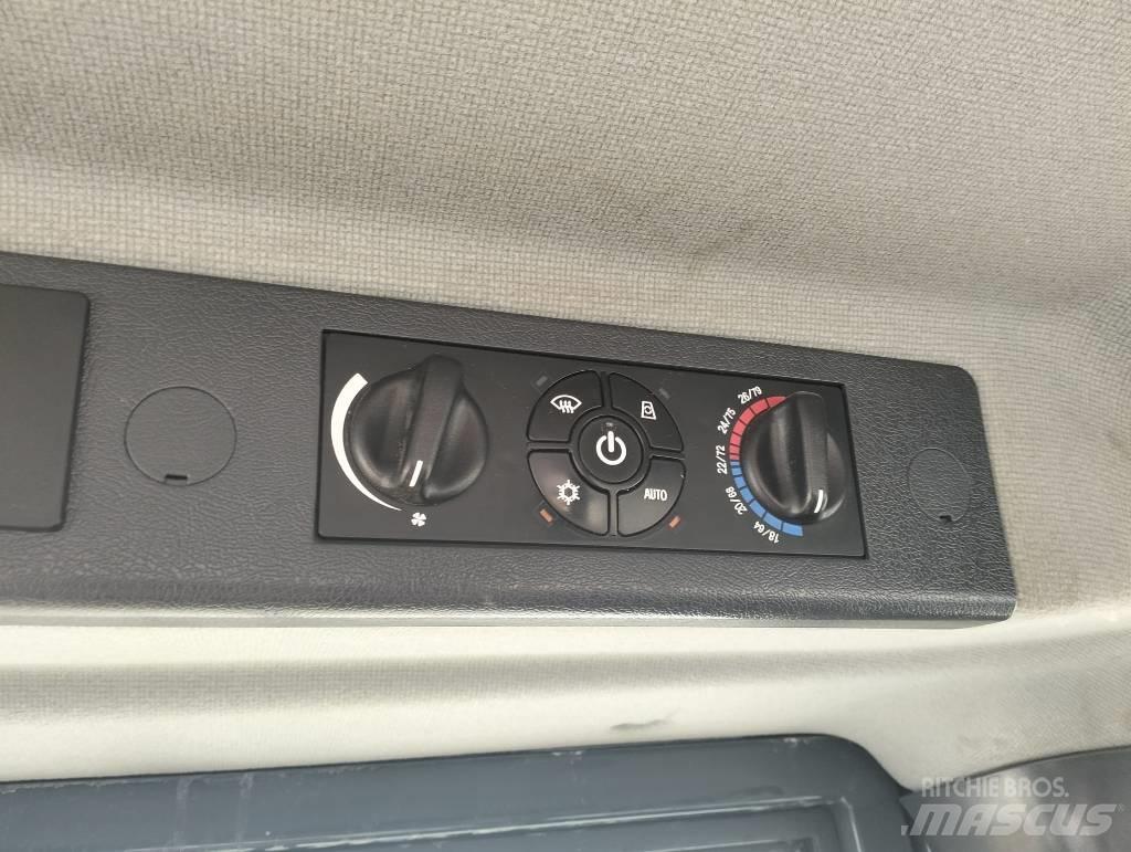 Hyundai HL955XT  휠로우더