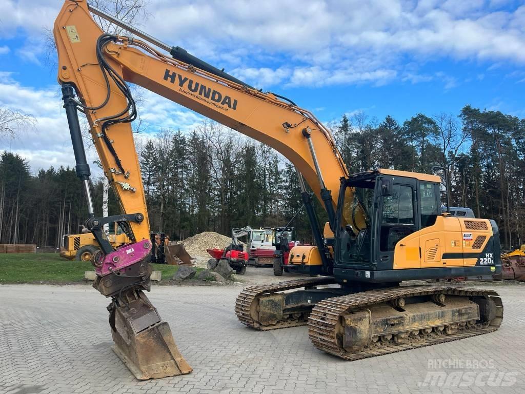 Hyundai HX 220 L 대형 굴삭기 29톤 이상