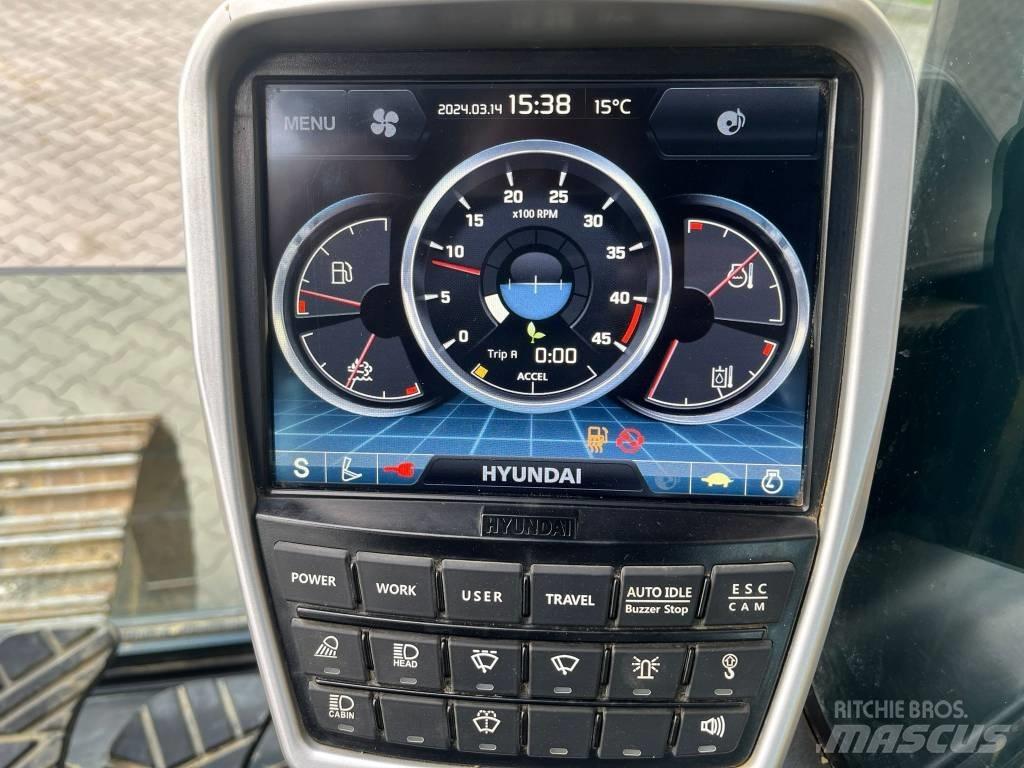 Hyundai HX 220 L 대형 굴삭기 29톤 이상
