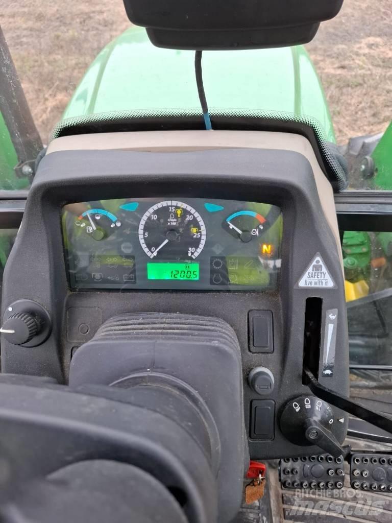 John Deere 5075 E 트랙터