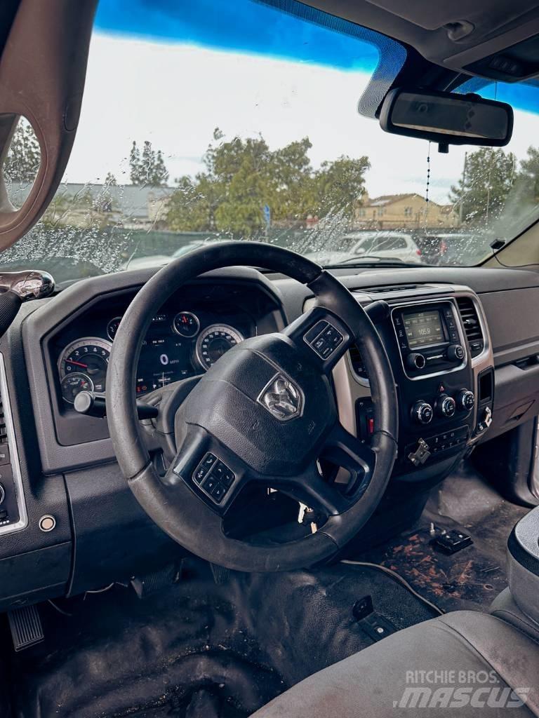 Dodge Ram 5500 시립/다목적 차량