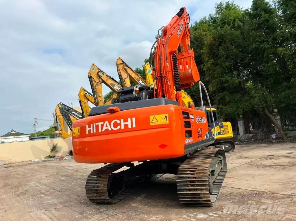 Hitachi ZX 200-3 G 중형굴삭기 7톤-28톤