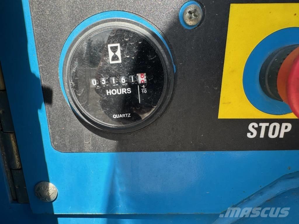 Genie GS 3268 RT 가위형 리프트