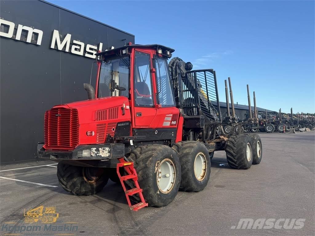 Komatsu 845 원목 포워더