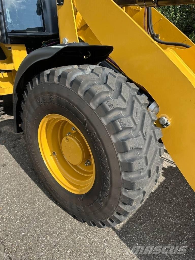 CAT 908  휠로우더