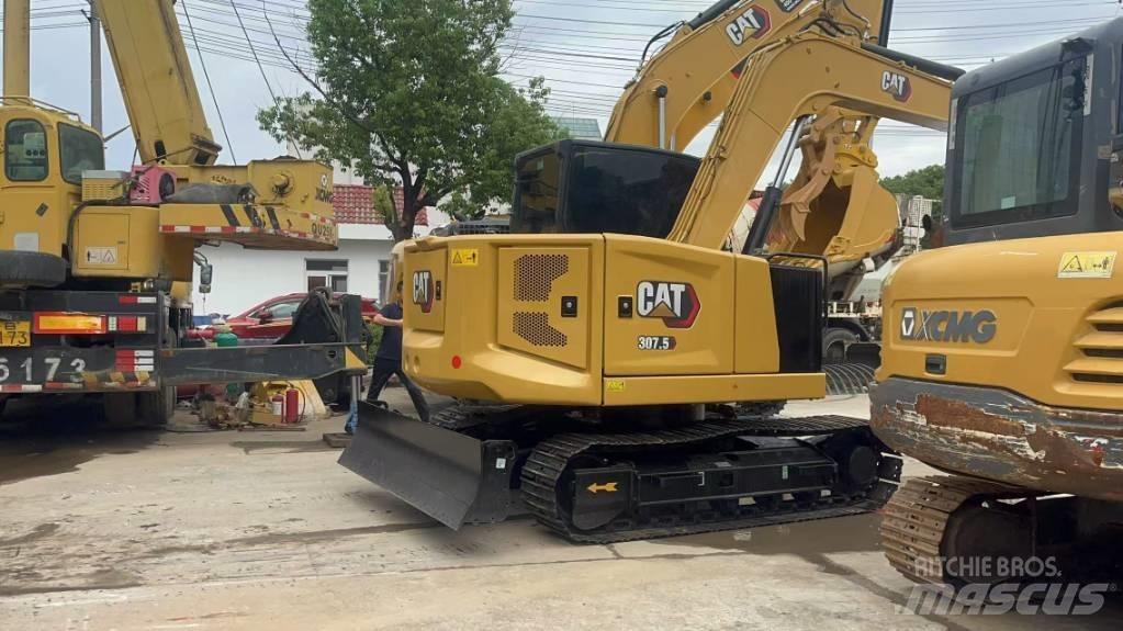 CAT 307 소형 굴삭기 7톤 미만