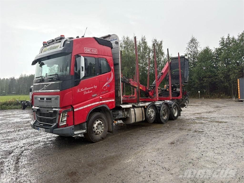 Volvo FH16 목재 트럭