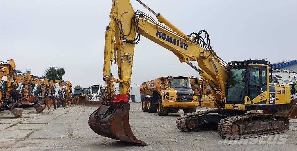 Komatsu PC 240 LC-10 대형 굴삭기 29톤 이상