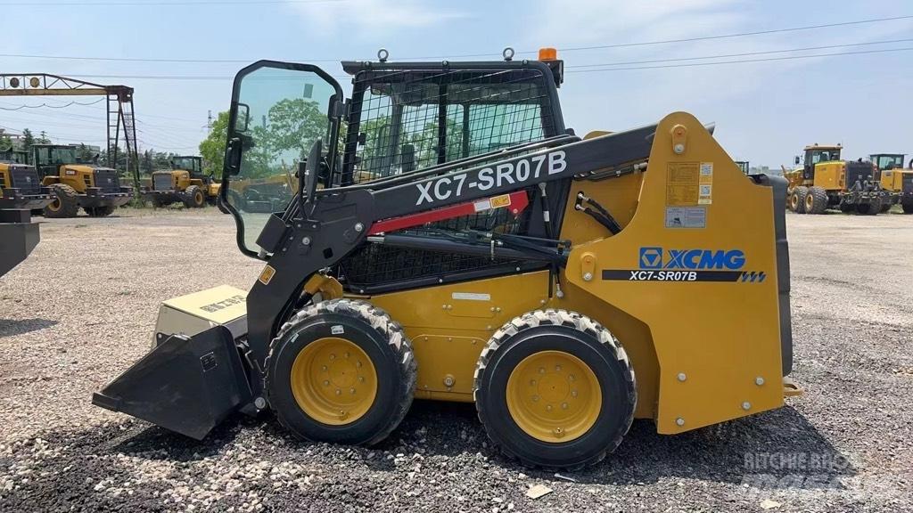 XCMG XC7-SR07B  스키드로더