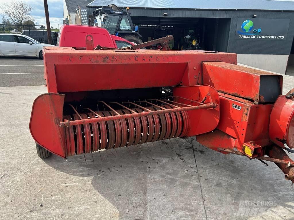 Massey Ferguson 120 각형 곤포기