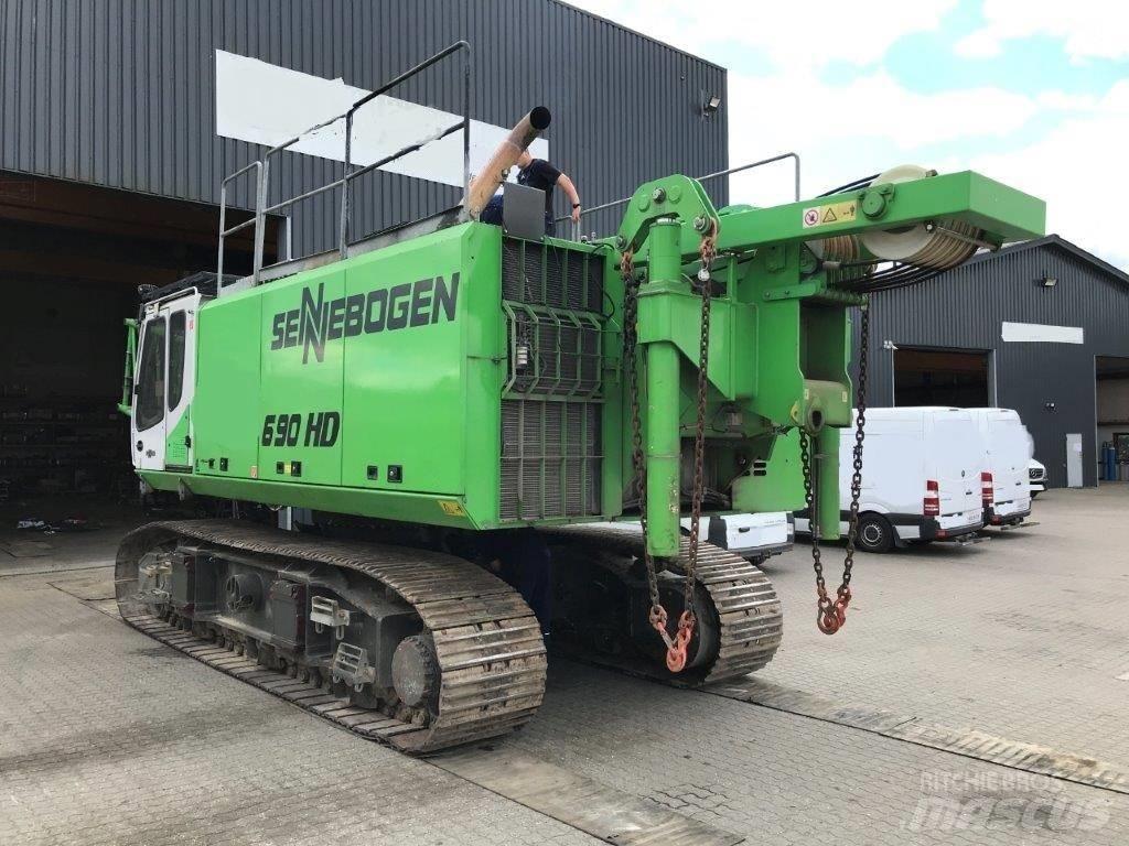 Sennebogen 690 트랙 크레인