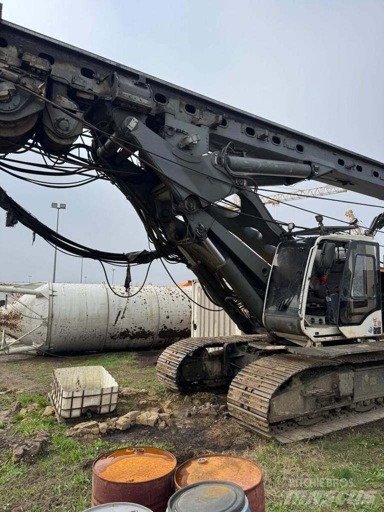 Liebherr LB 28 중형 드릴 장비