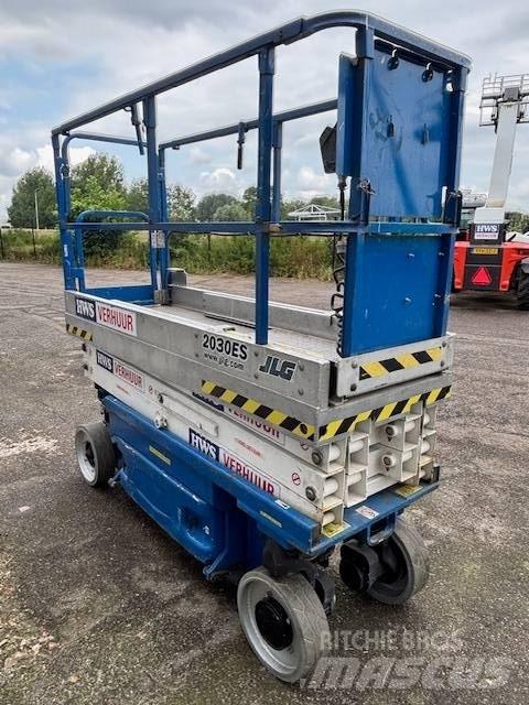 JLG 2030 ES 가위형 리프트