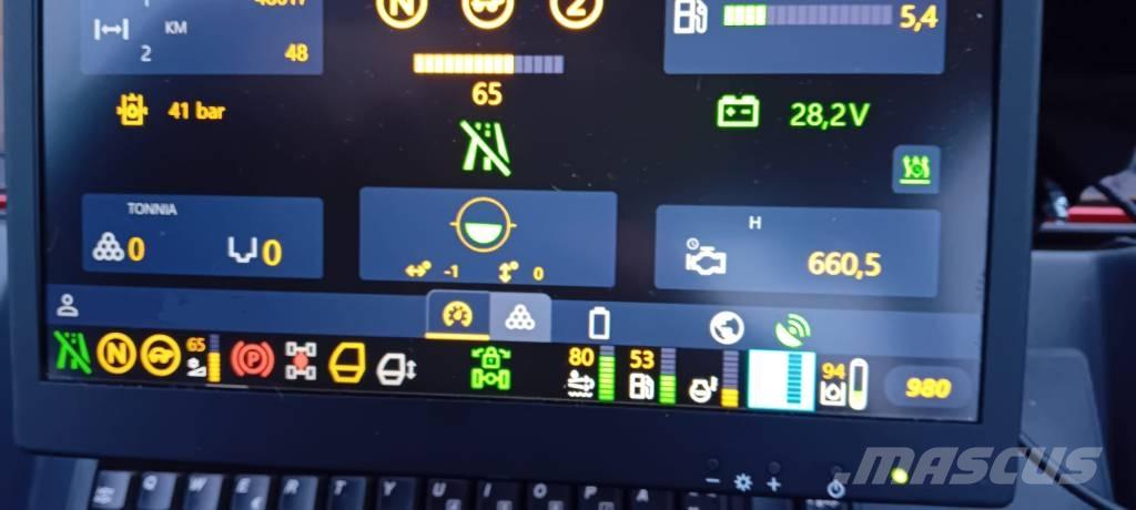 Komatsu 845 원목 포워더