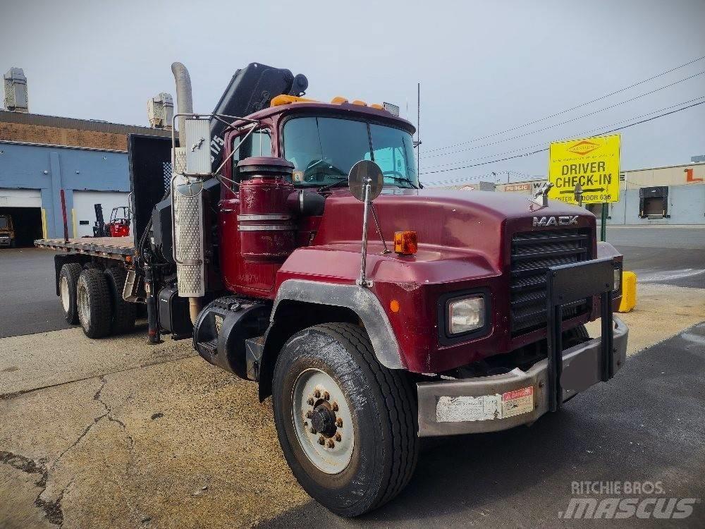 Mack RD 690 S 크레인 트럭