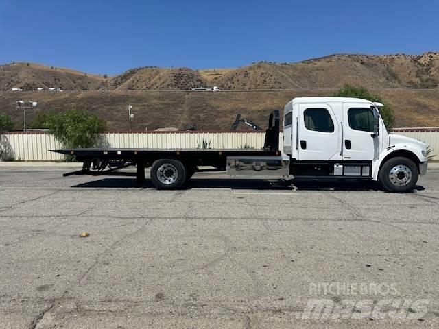 Freightliner M2 회수 차량