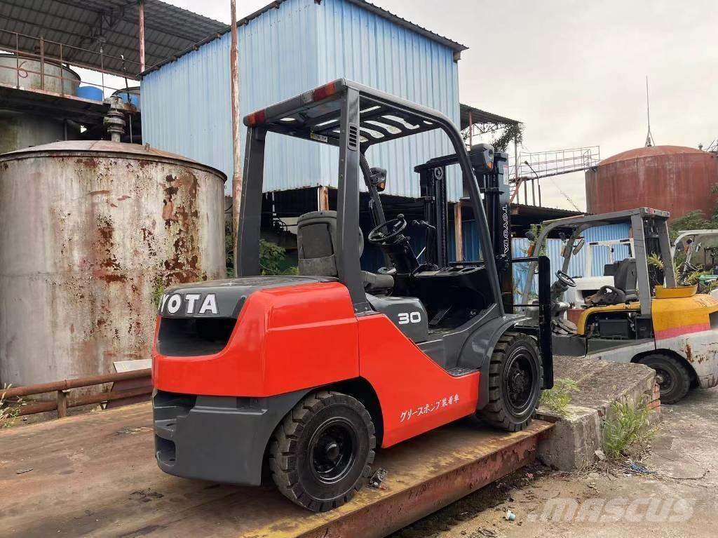 Toyota FD 30 디젤 지게차
