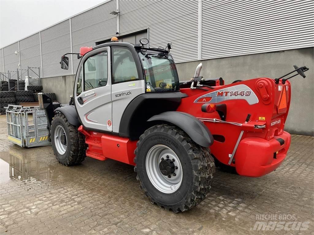 Manitou MT1440A 텔러 핸들러