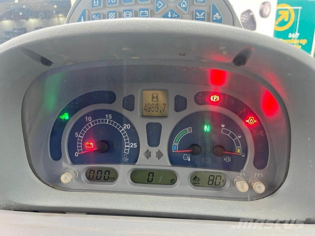 New Holland T6.175 트랙터