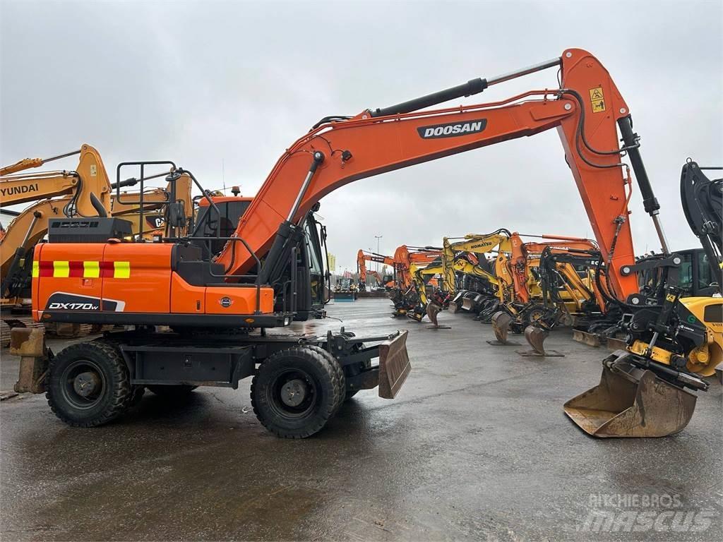 Doosan DX170W-5 대형 굴삭기 29톤 이상