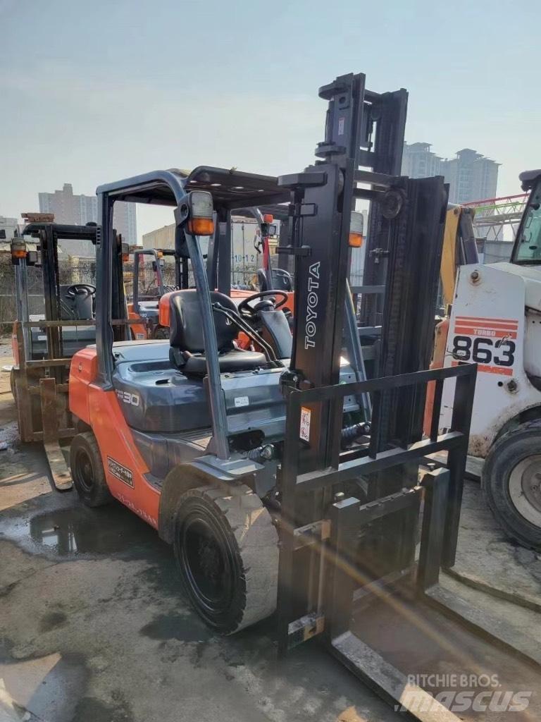Toyota FD 30 8f 디젤 지게차