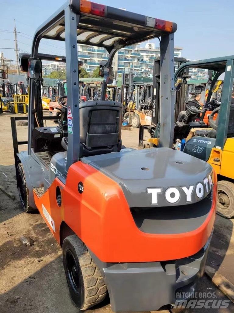 Toyota FD 30 8f 디젤 지게차