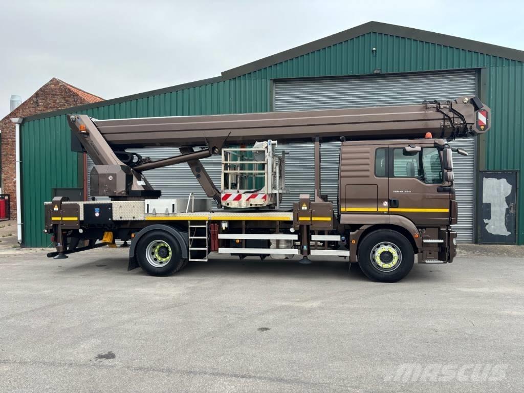 Ruthmann T380 트럭 탑재 고소작업대