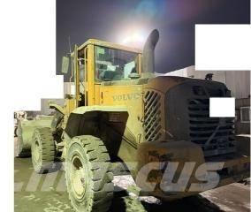 Volvo L 90 E  휠로우더