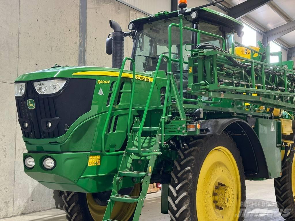 John Deere R4040i 자주 동력 분무기