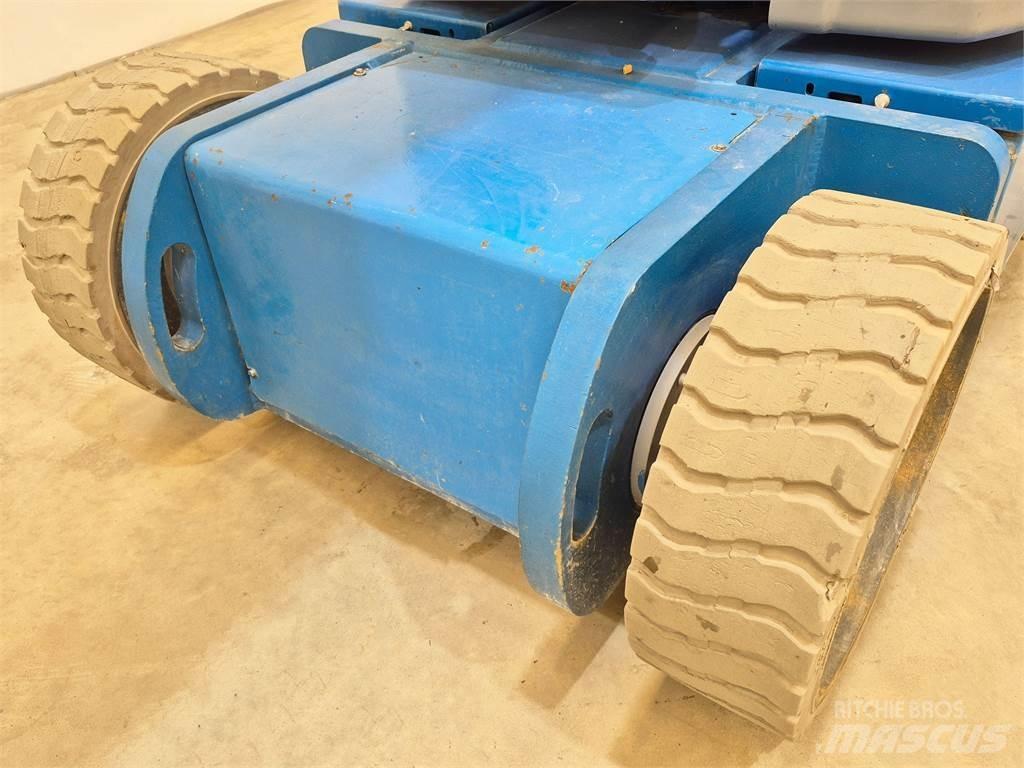 Genie Z30 20NRJ 관절형 전동이동 리프트