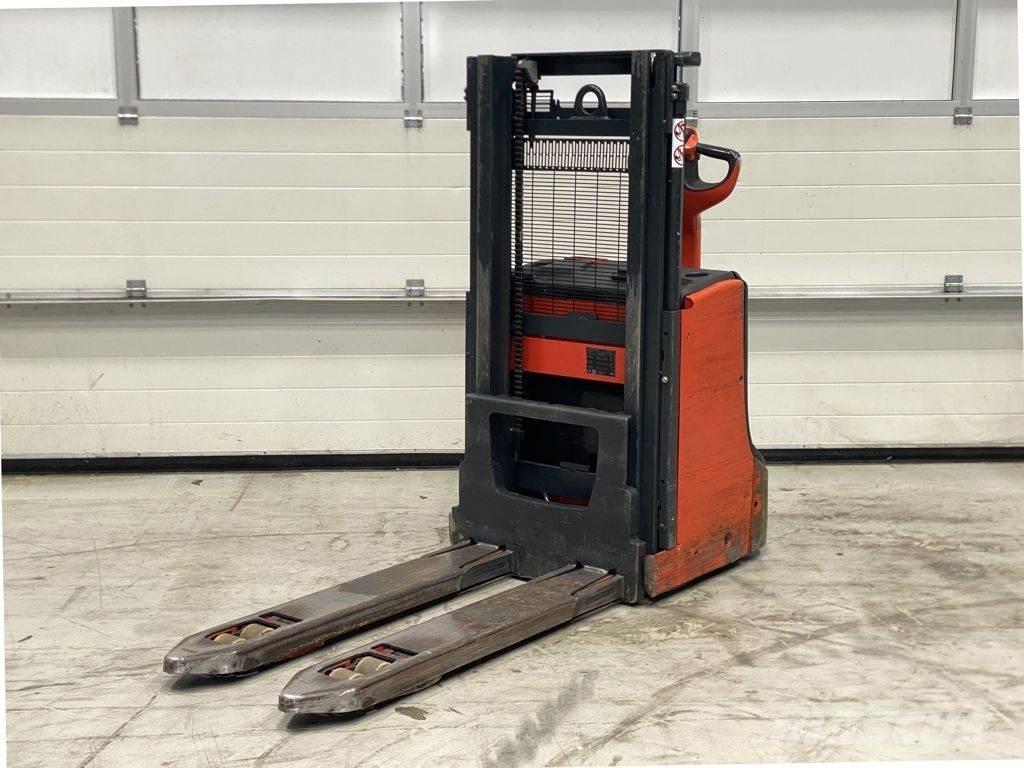 Linde D08 포크리프트