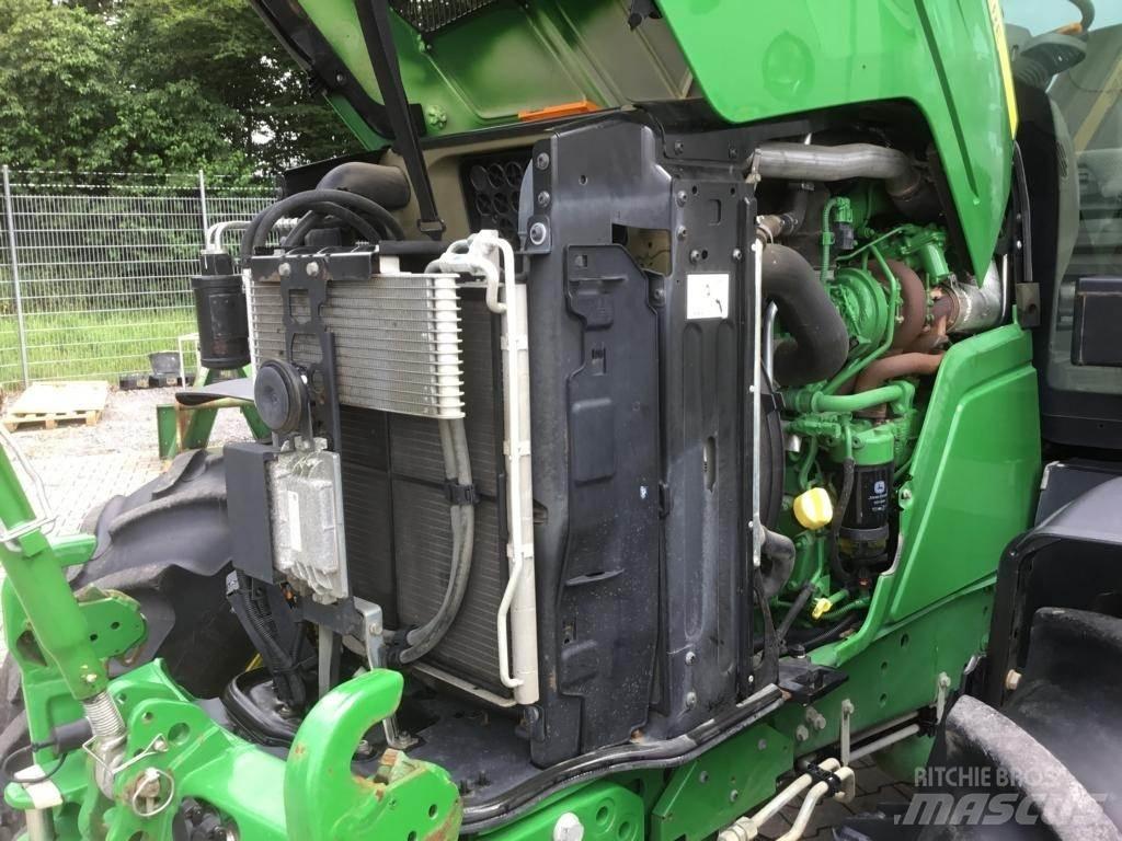 John Deere 6130R 트랙터