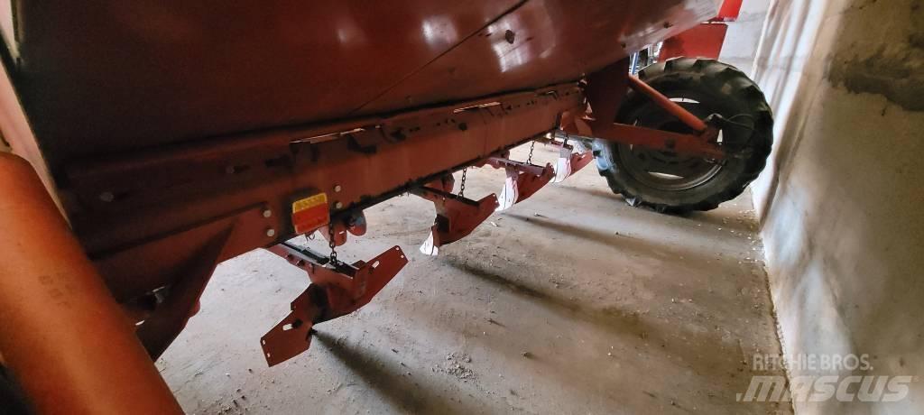 Underhaug 3200 파종기