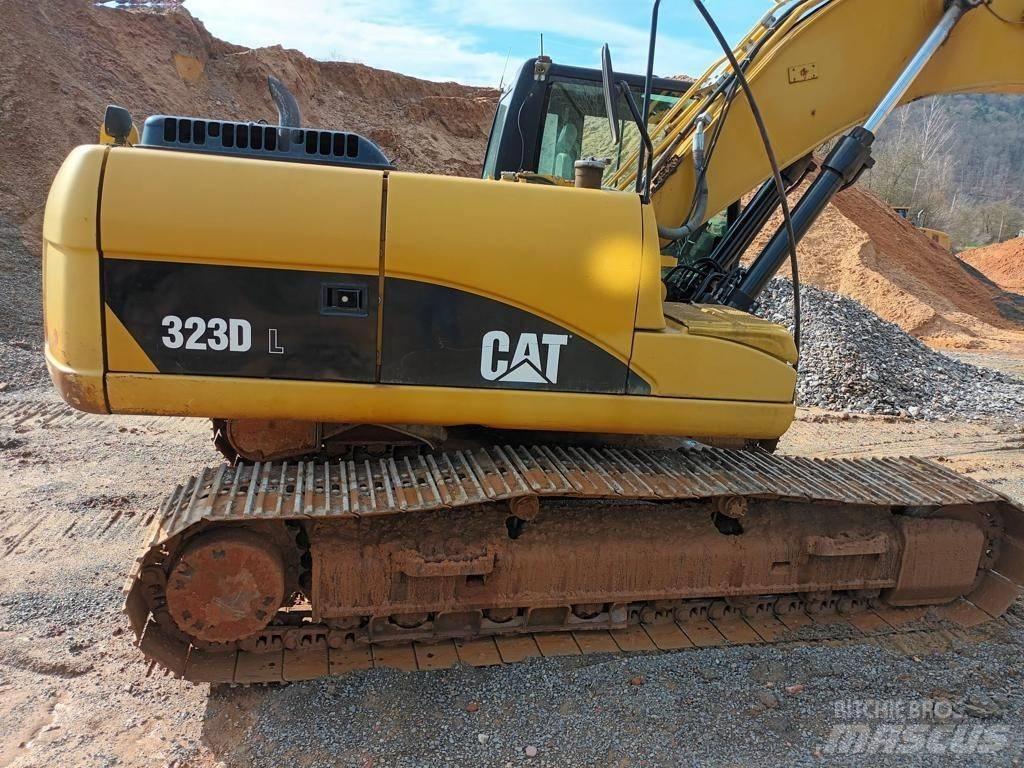 CAT 323 DL 대형 굴삭기 29톤 이상
