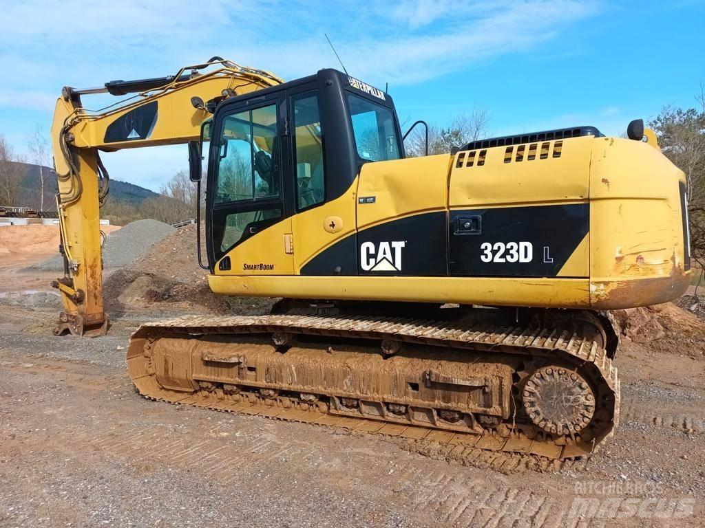 CAT 323 DL 대형 굴삭기 29톤 이상