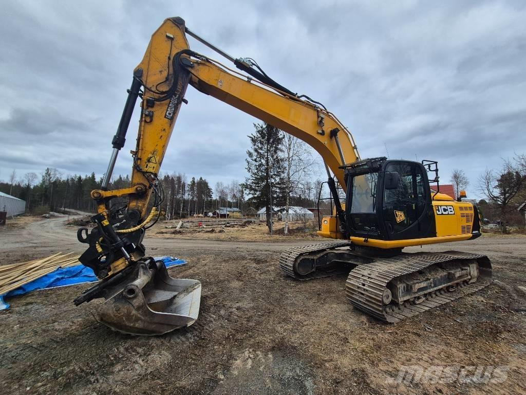 JCB 220 대형 굴삭기 29톤 이상