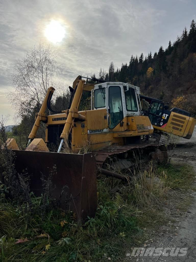 Liebherr 742 섀시 및 서스펜션