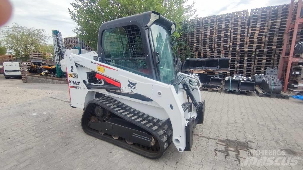 Bobcat T 450  스키드로더
