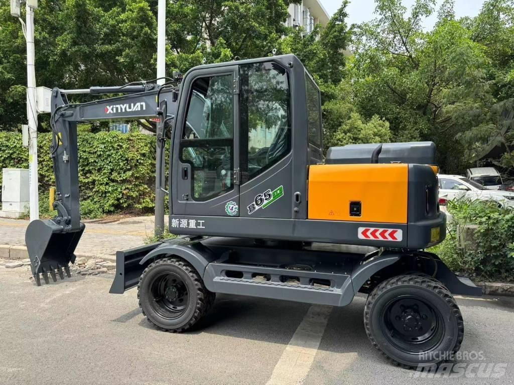 Xinyuan Xinyuan B65  휠 굴삭기
