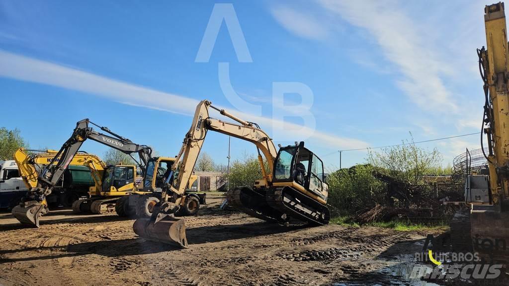 JCB JS 130 대형 굴삭기 29톤 이상